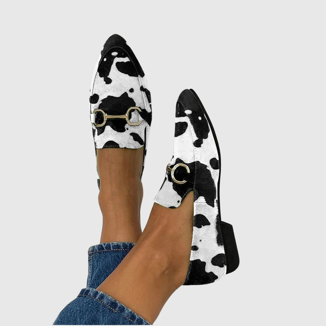 DIANA - MOCASINES CON ESTAMPADO Y DETALLE DE HEBILLA