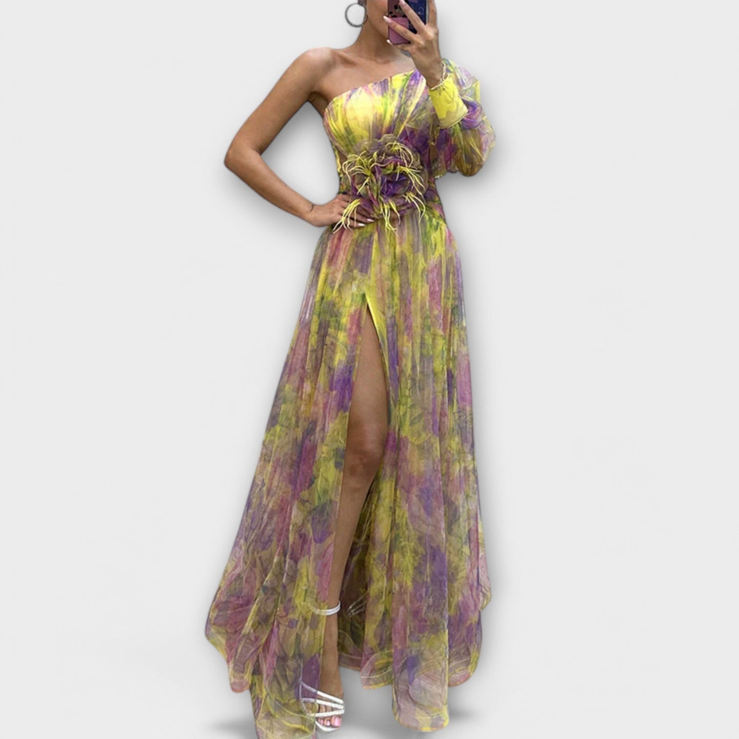 ISABELA | VESTIDO ASIMÉTRICO DE TUL CON DETALLE ESCULTURAL