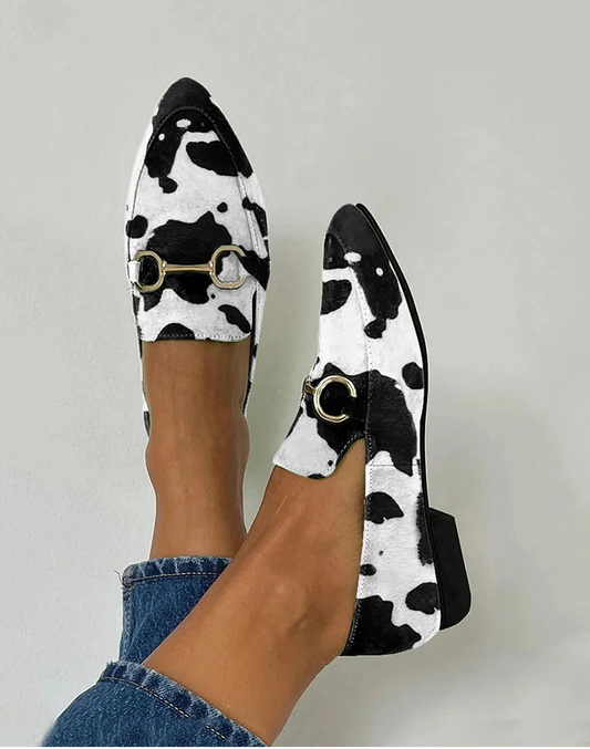 DIANA - MOCASINES CON ESTAMPADO Y DETALLE DE HEBILLA