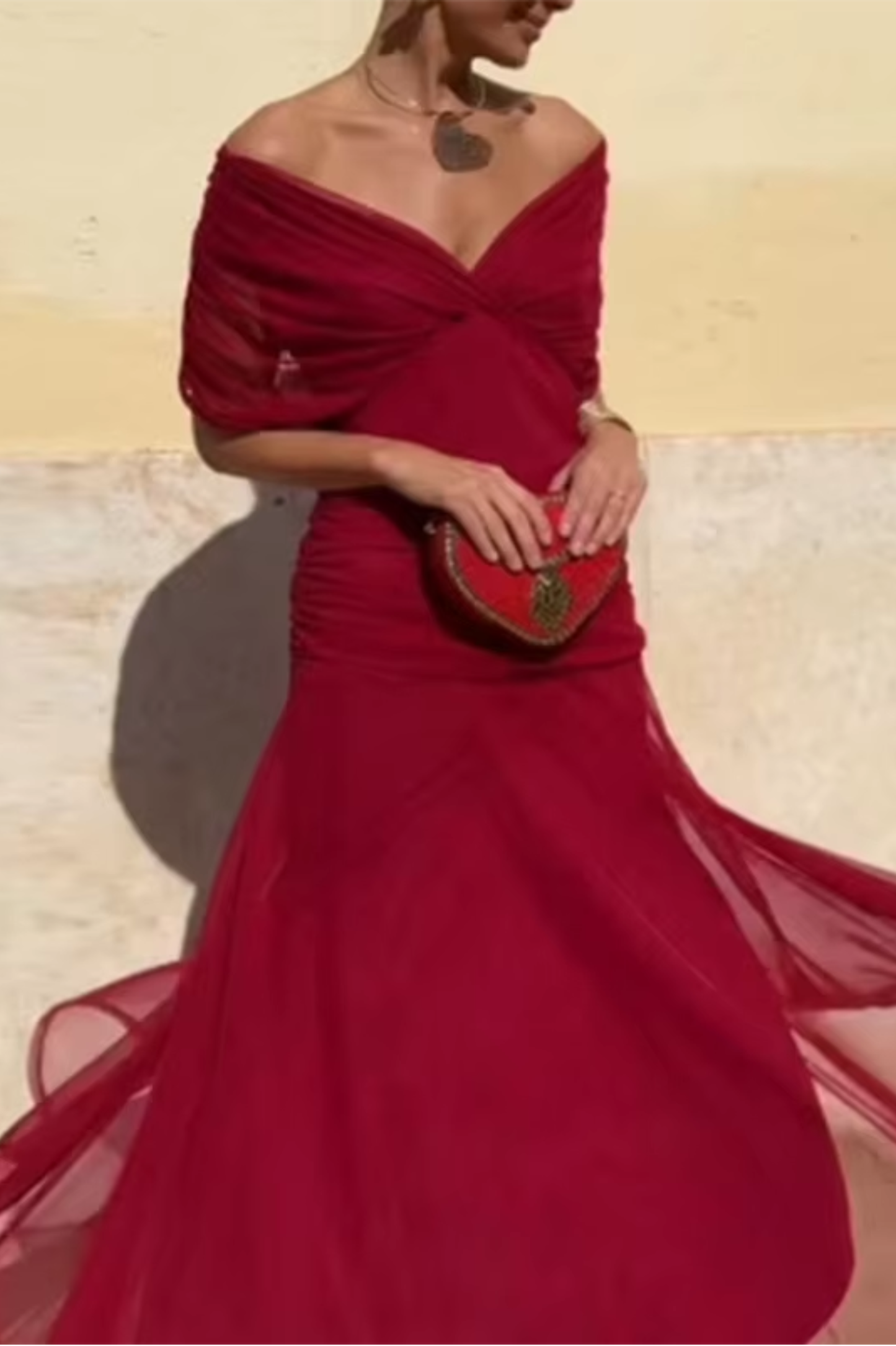 LUISA | VESTIDO MAXI DE FIESTA ELEGANTE CON CUELLO EN V