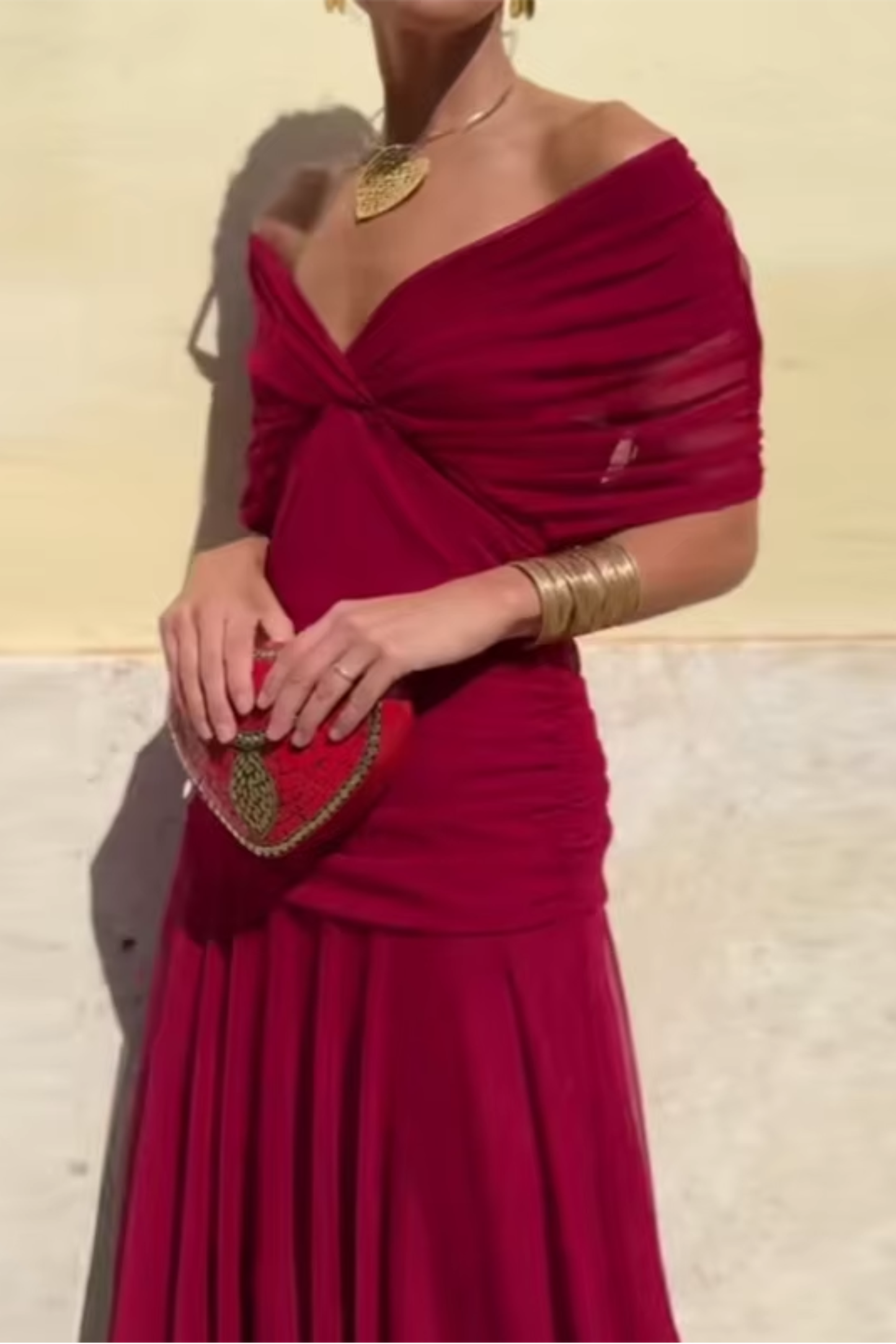 LUISA | VESTIDO MAXI DE FIESTA ELEGANTE CON CUELLO EN V