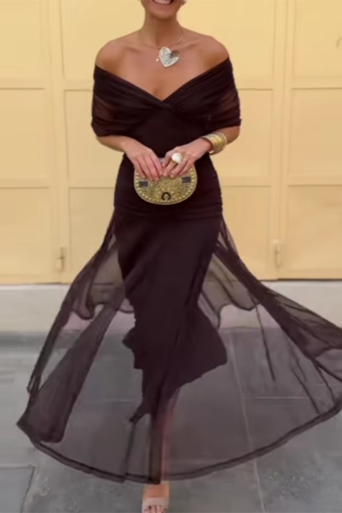 LUISA | VESTIDO MAXI DE FIESTA ELEGANTE CON CUELLO EN V