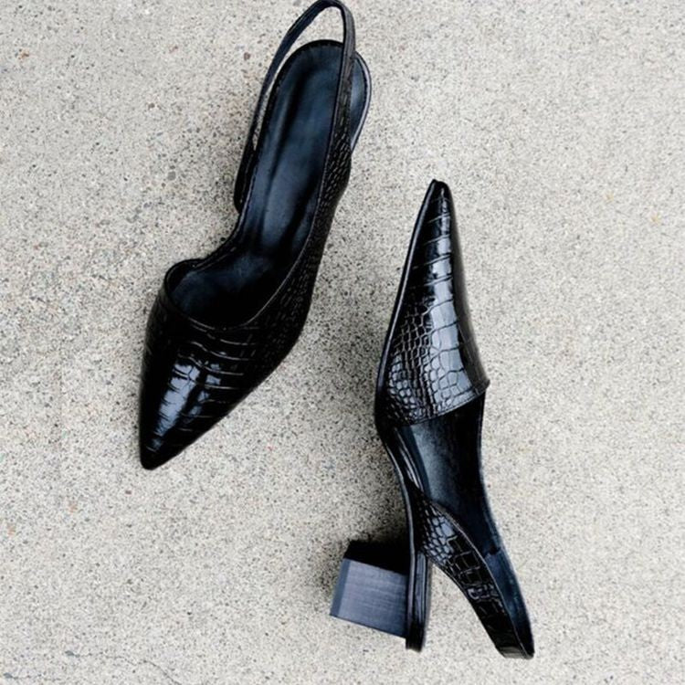 WYNN - ZAPATOS CON TACÓN DE PUNTA ANCHA