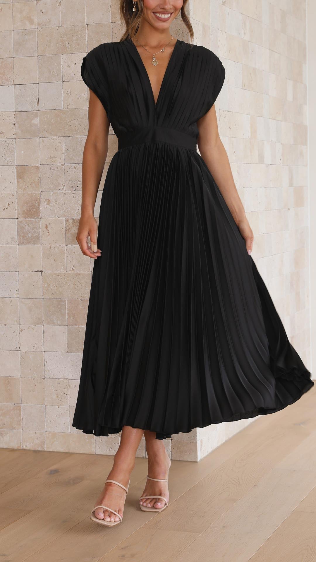 ISLA | VESTIDO PLISADO ELEGANTE