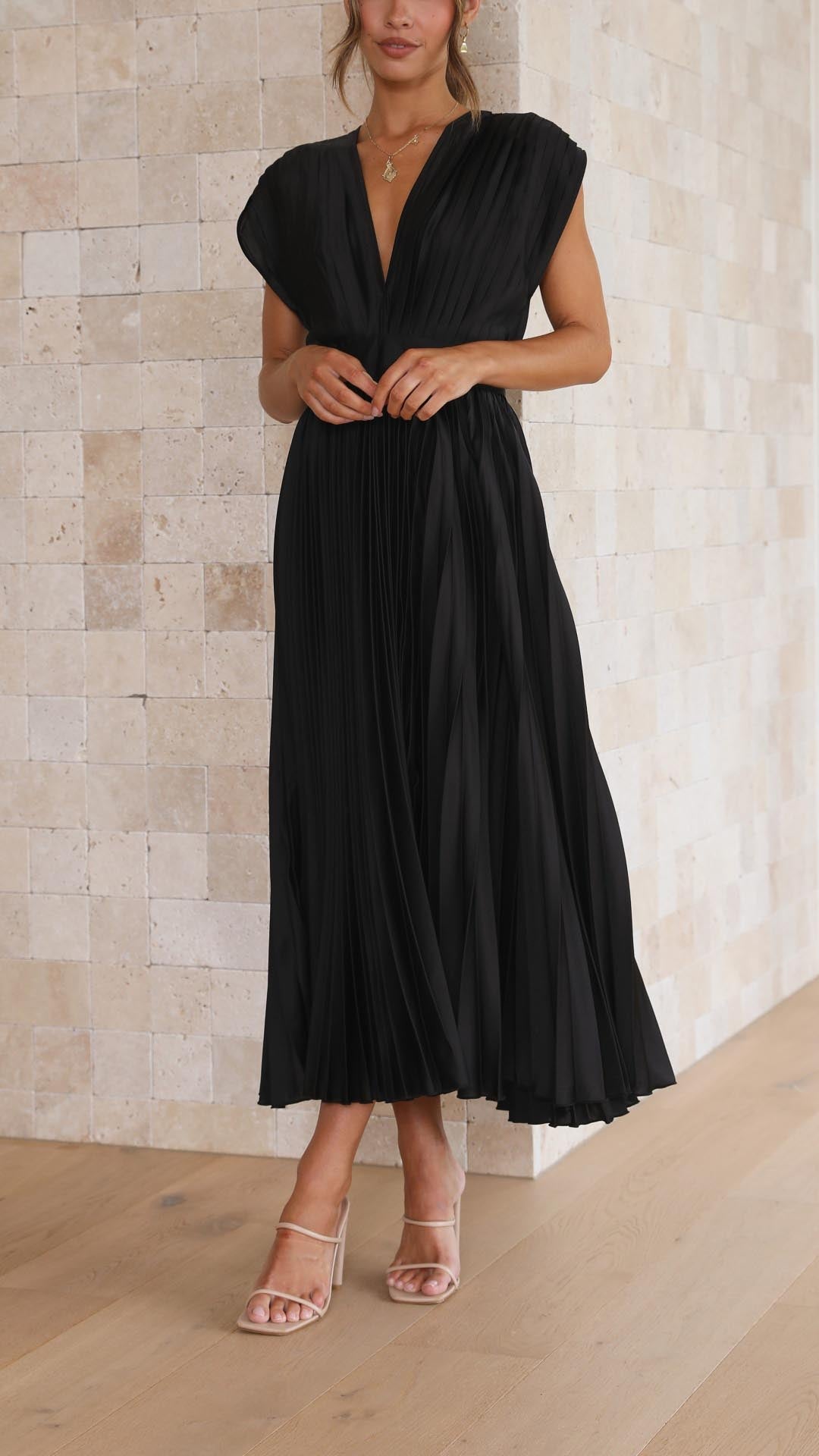 ISLA | VESTIDO PLISADO ELEGANTE