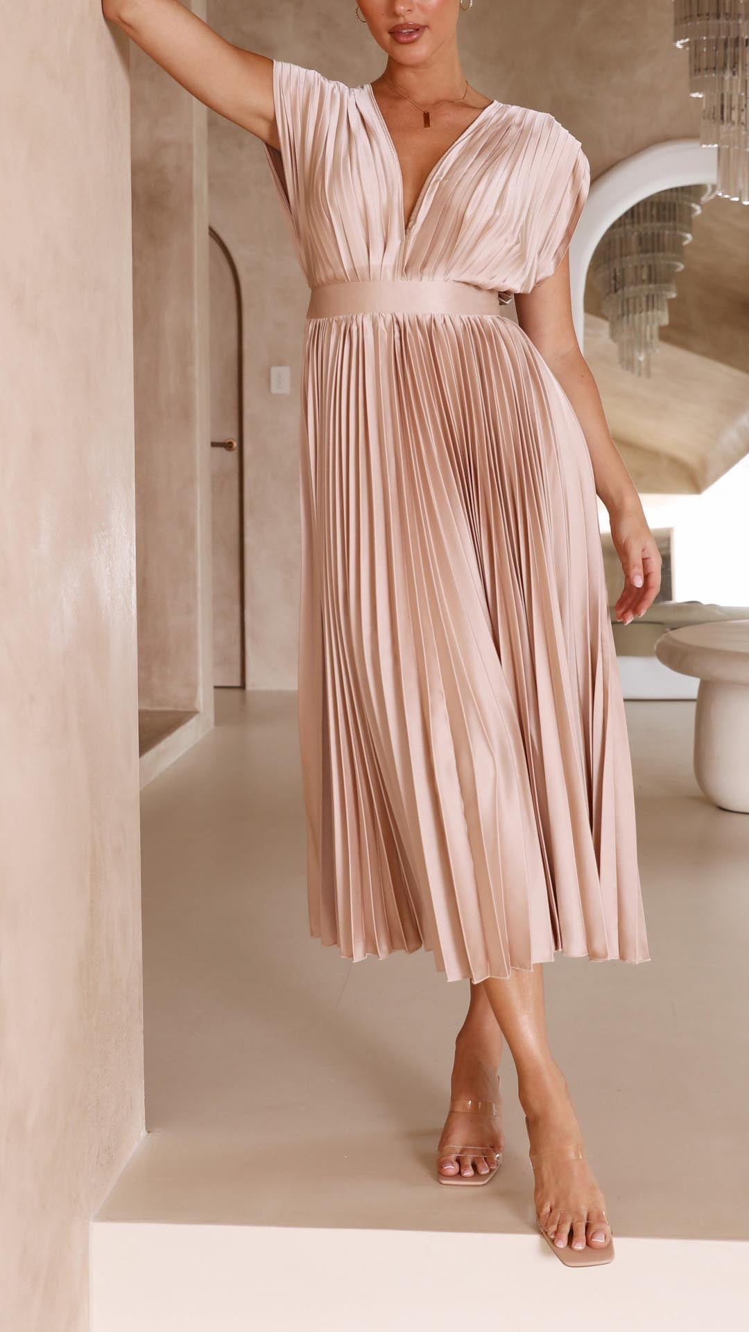 ISLA | VESTIDO PLISADO ELEGANTE