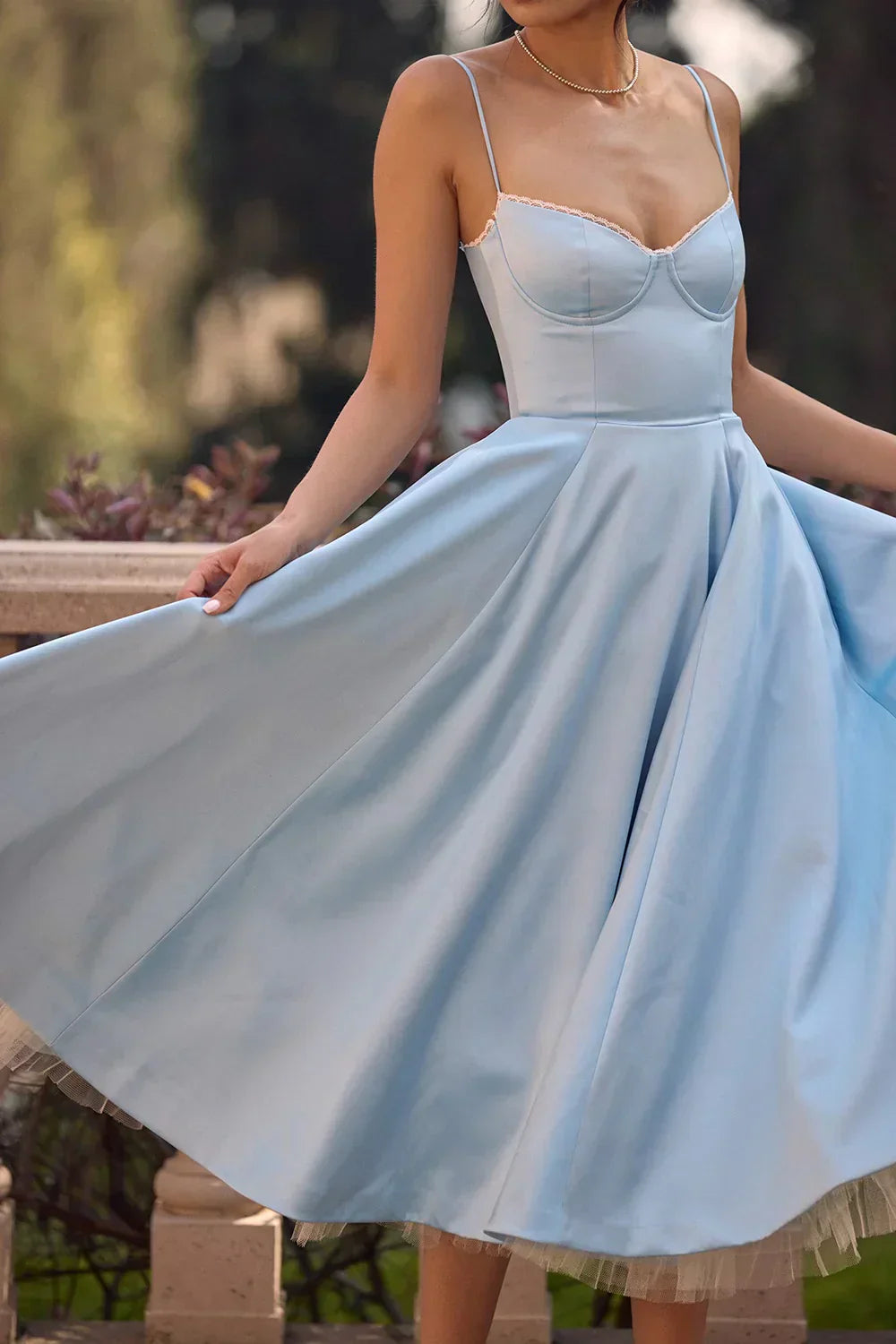 ARIELLE | VESTIDO MIDI DE LUJO