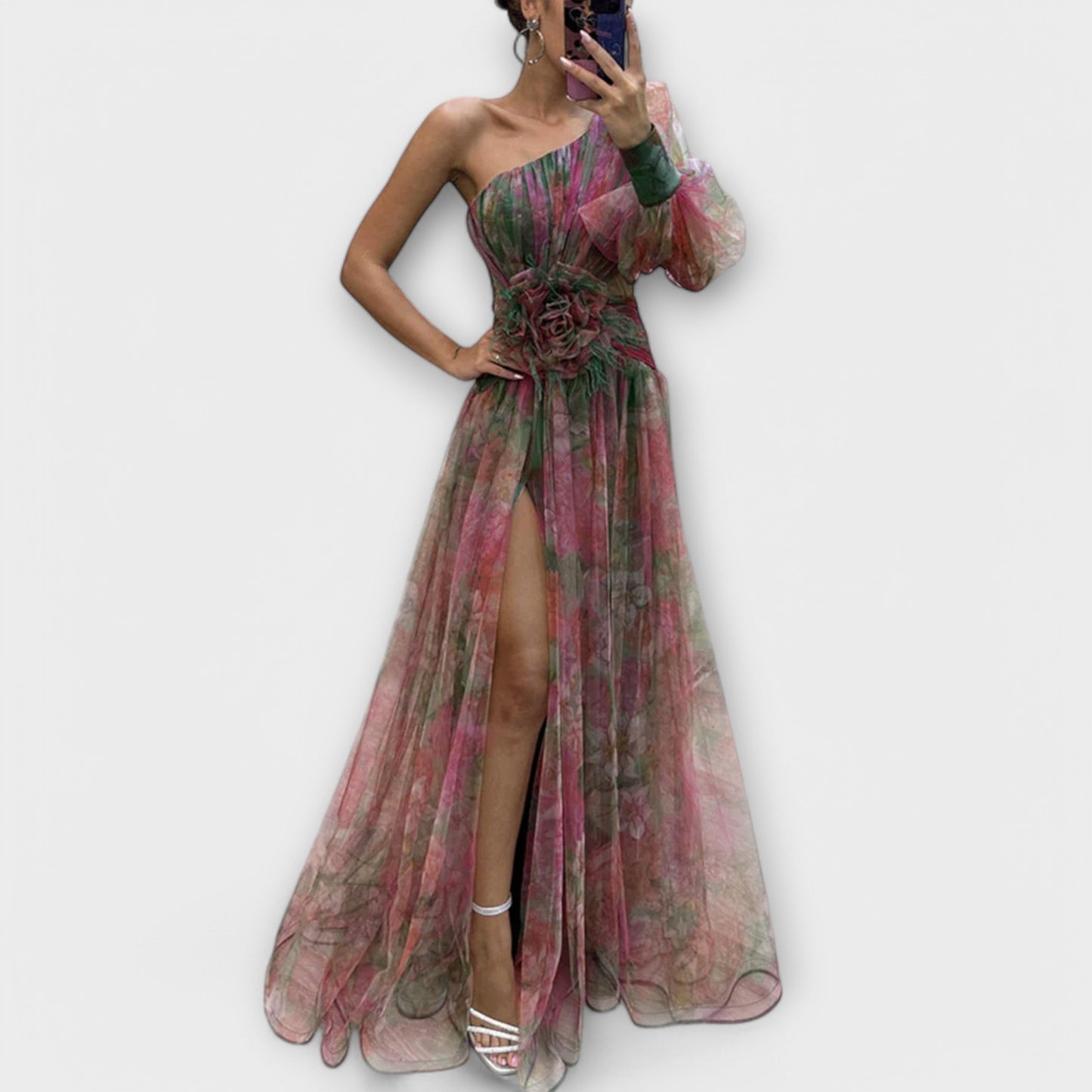 ISABELA | VESTIDO ASIMÉTRICO DE TUL CON DETALLE ESCULTURAL