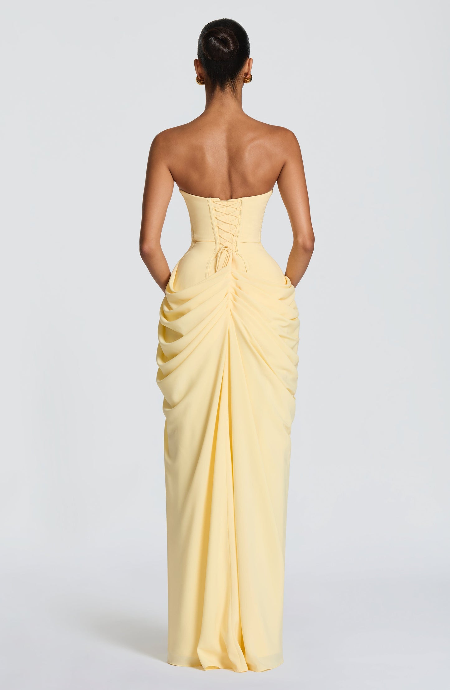 VESTIDO LOLA™  | ELEGANCIA ESCULTURAL QUE DEFINE TU FIGURA