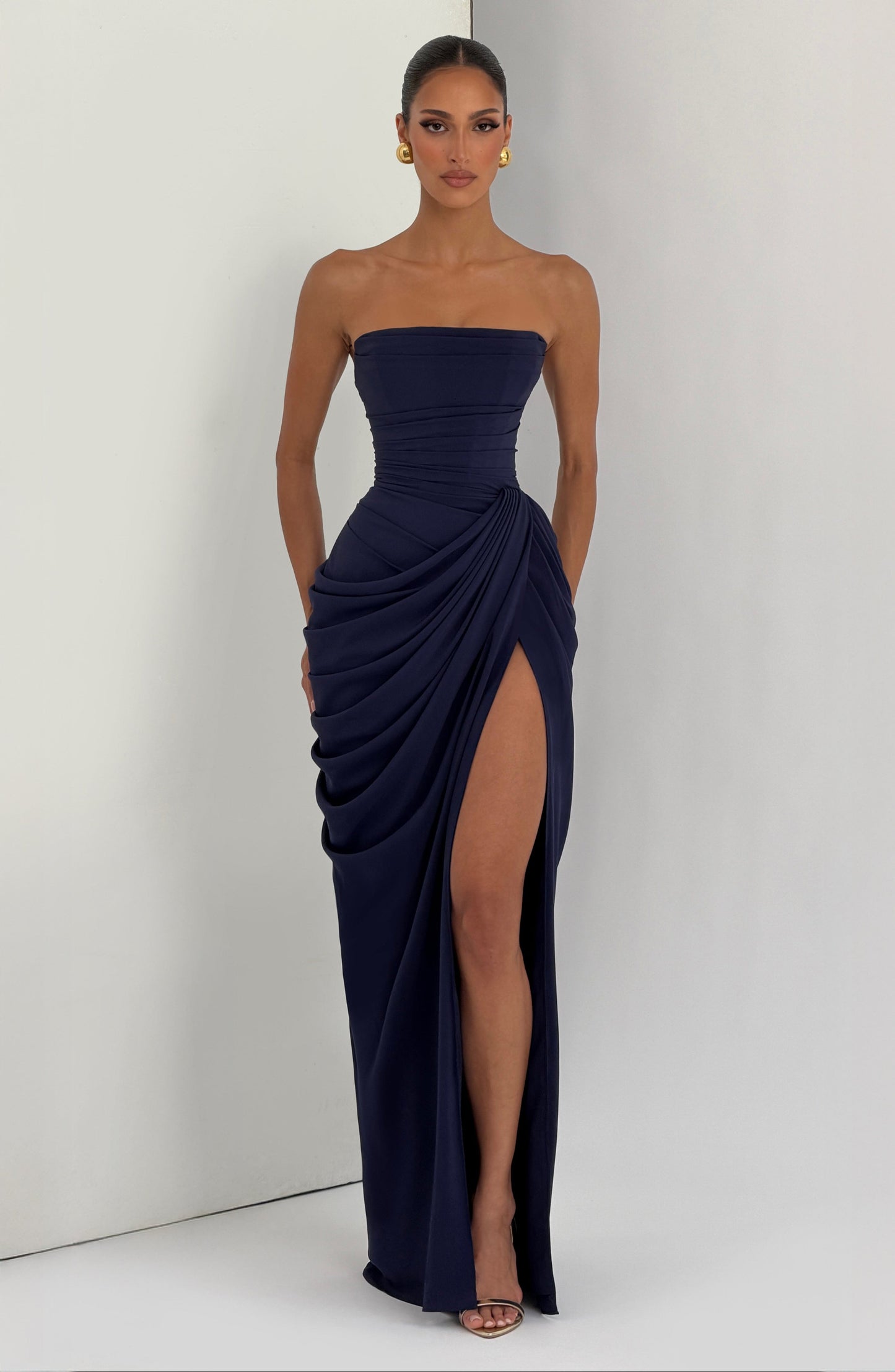 VESTIDO LOLA™  | ELEGANCIA ESCULTURAL QUE DEFINE TU FIGURA