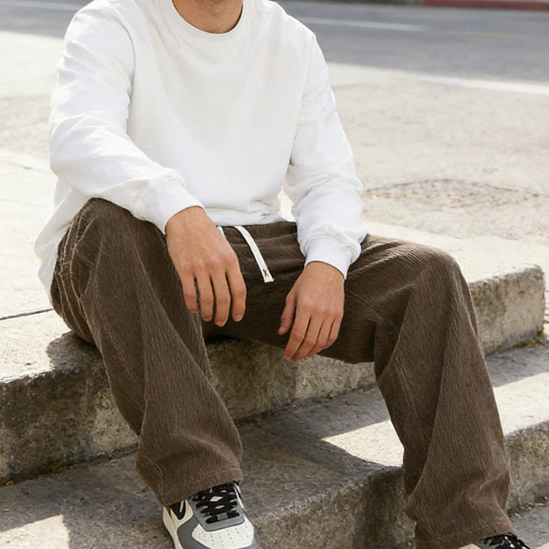 Herrenhose mit lockerer Passform, Kordelzug und Taschen